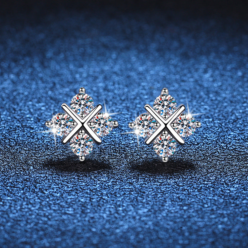 S925 Argent Stud Moissanite Classic Croix Platine Boucles d'oreilles élégantes et simples