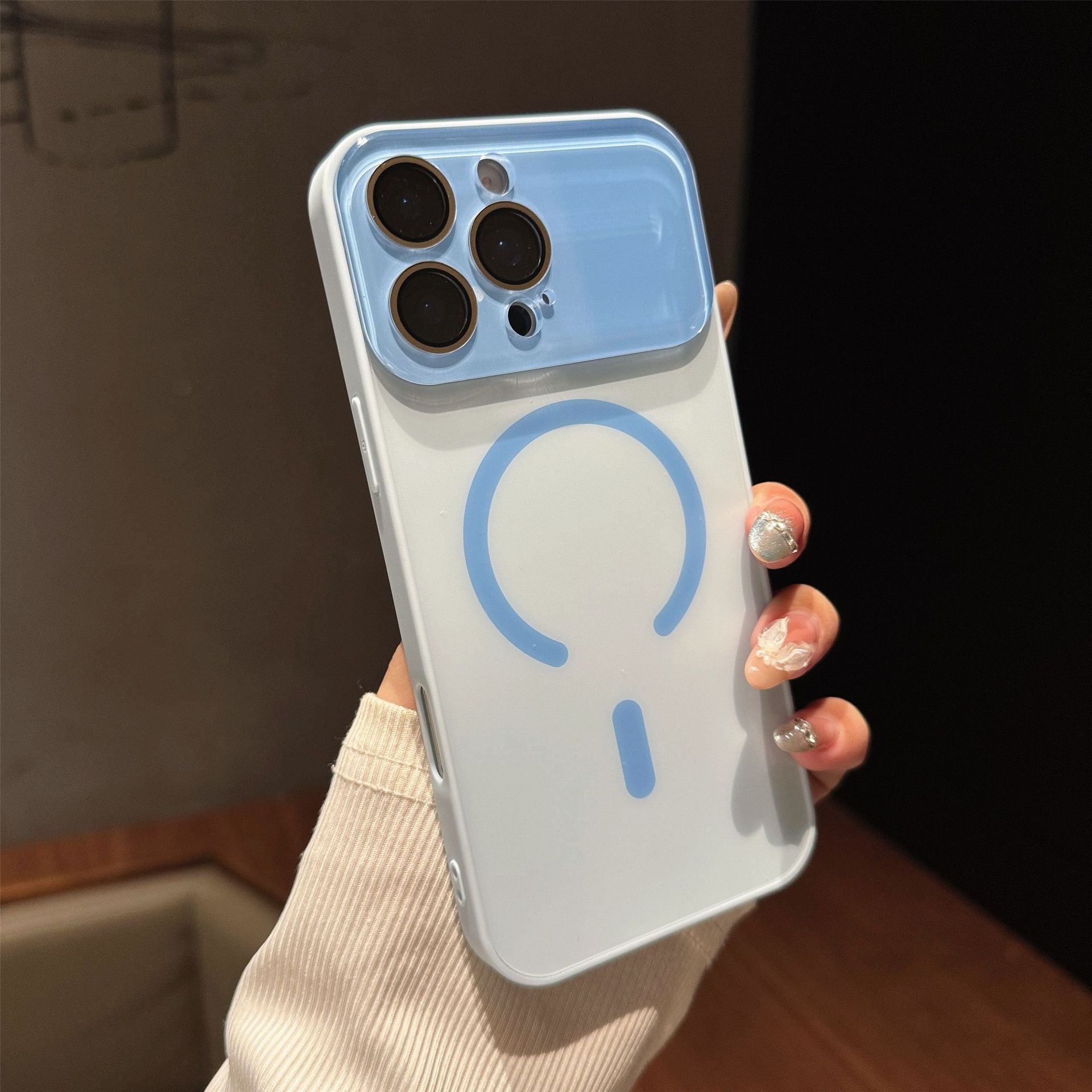 Grande fenêtre cas de téléphone magnétique givré
