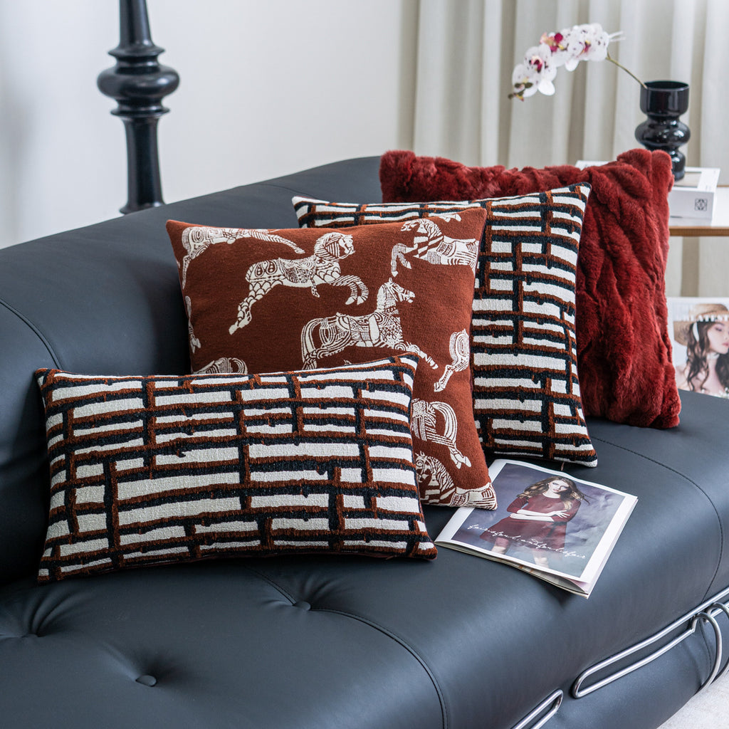 Coussin en fourrure de lapin Rex rouge vin vintage léger-luxe