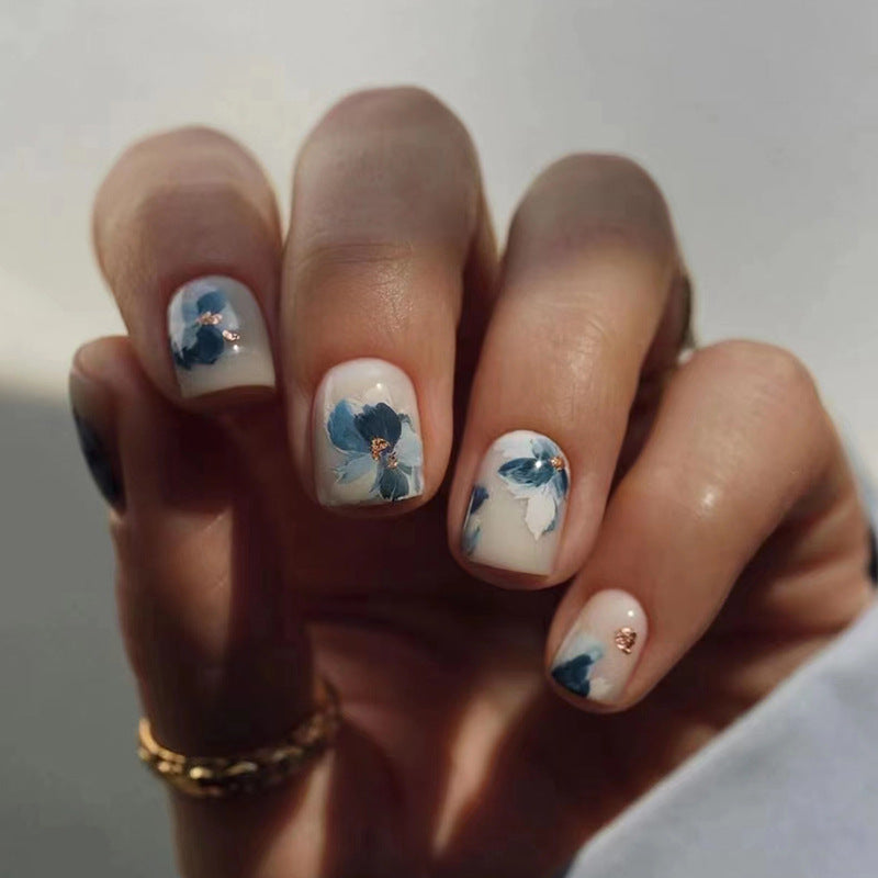 Arrivée Blue Ombre Camellia Vintage Nail Art