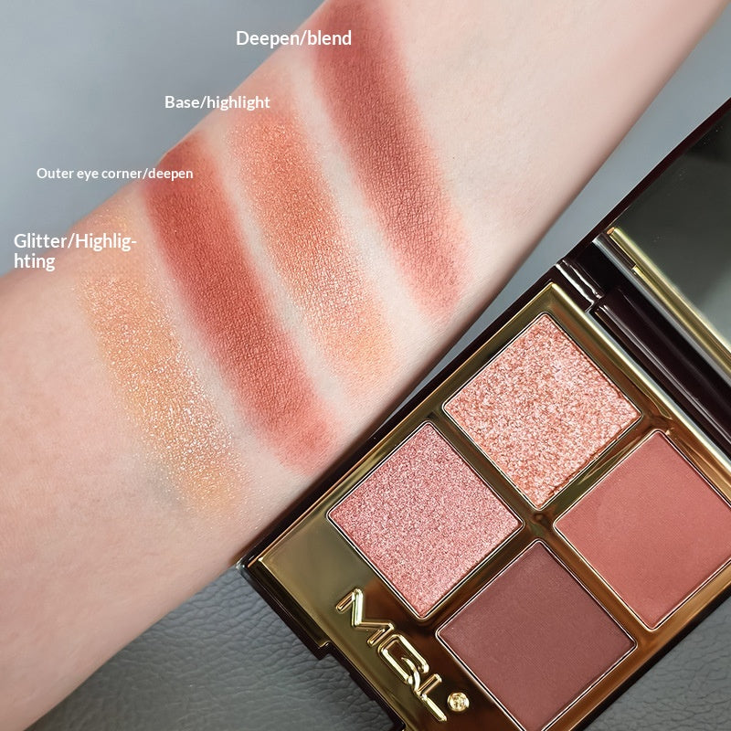 Matte et Pearly Tous les jours Terre ton Quad Eyeshadow