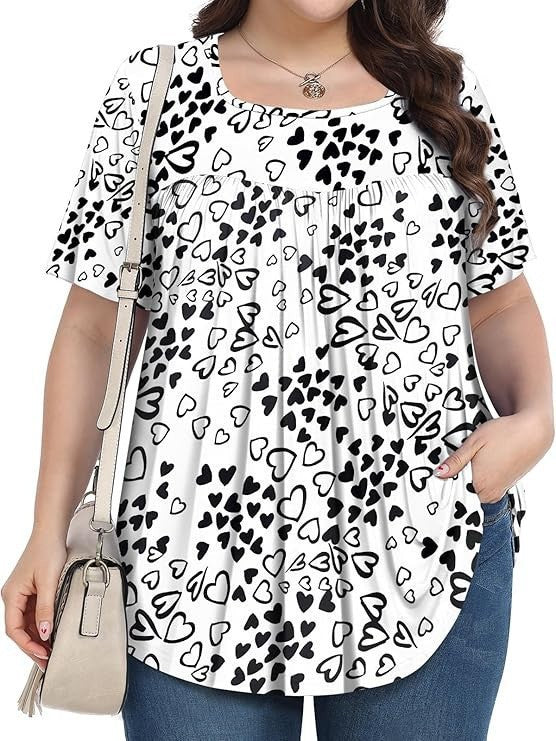 T-shirt casual à col rond à manches courtes avec imprimé floral plus taille