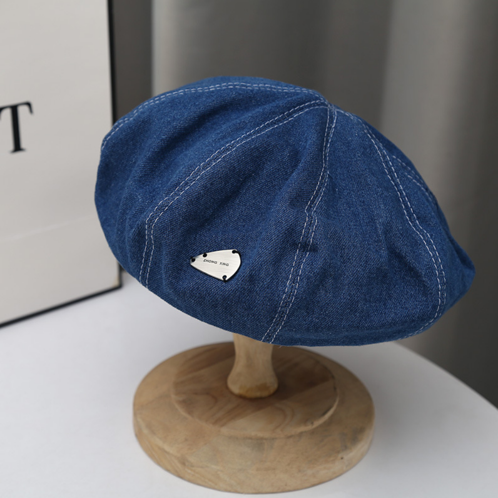 Béret denim féminin d'été avec boutons métalliques pour un style retro japonais. Doucement et Versati