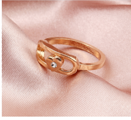 La mode La même douce bague tournante papillon