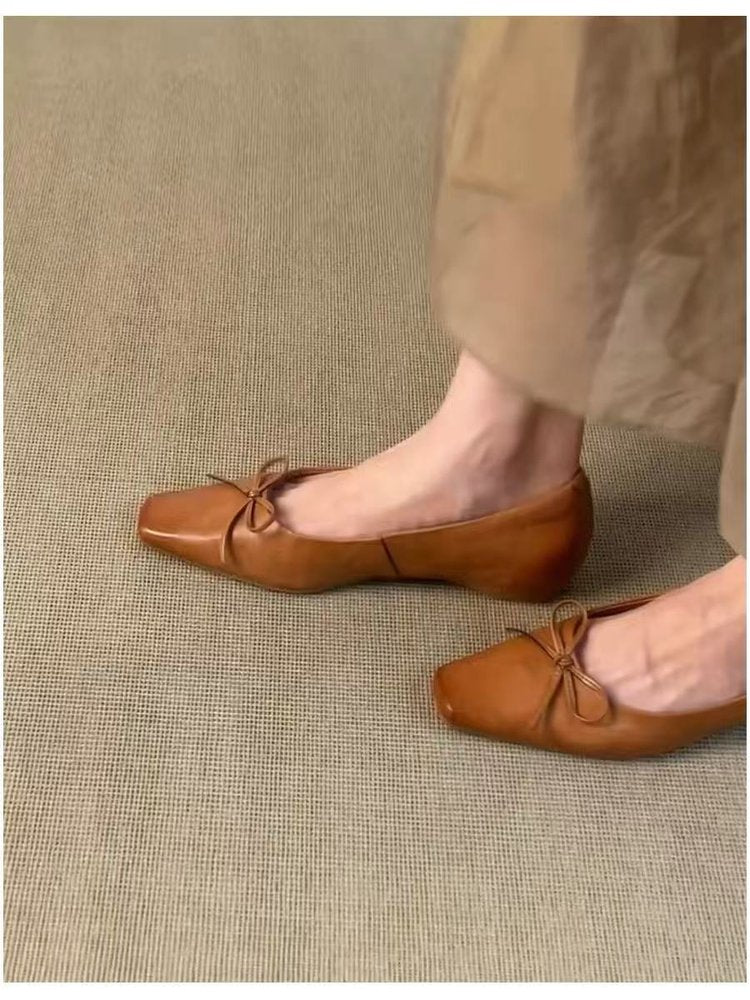 Women Retro Bow Shallow Mouth Slip On Single Shoes Genuine Leather Soft Sole Flat