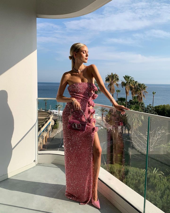 Robe longue de coupe de l'Off-Shoulder Slimming Sequins sans dos