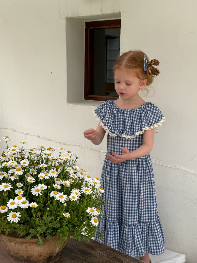 Robe de coton à cou large d'été pour filles