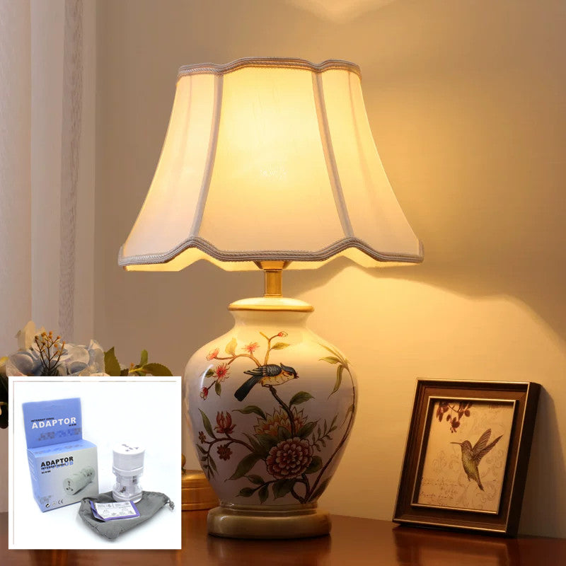 Lampe de table de chevet moderne Minimalist de style américain personnalisée pour la chambre
