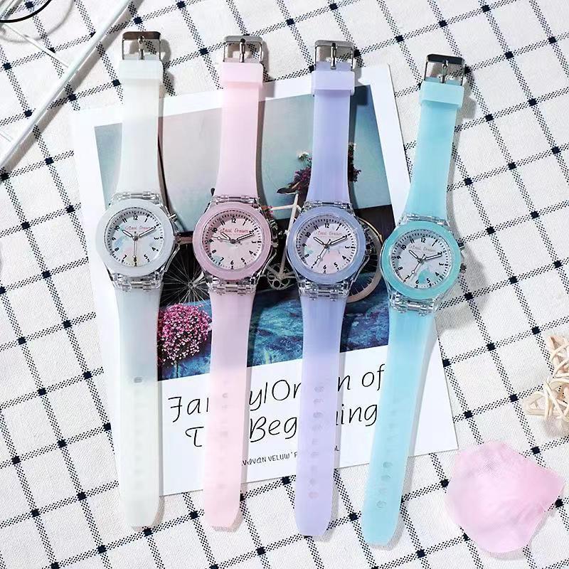 Montre modèle de fruits lumineux pour enfants en silicone caricature