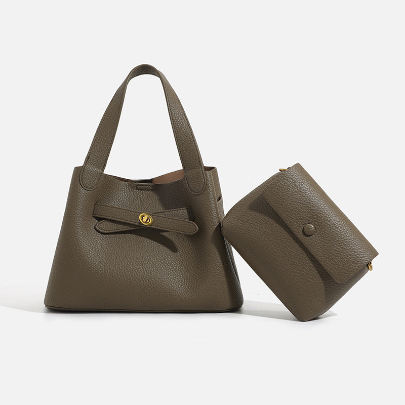 Sac à seau à la mode avec une sangle transversale