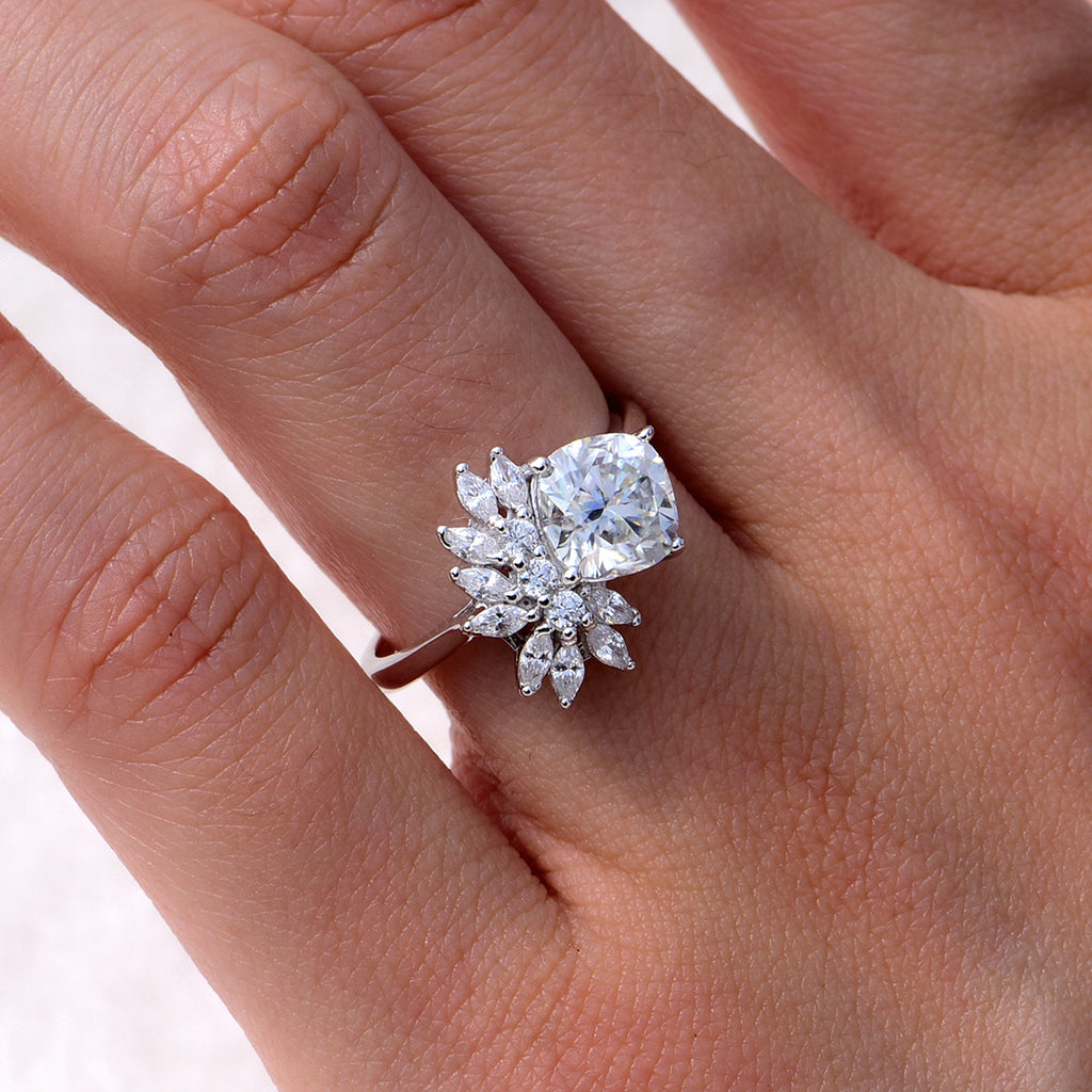 S925 Argent Sterling 7x7mm Coussin Moissanite Anneau 2ct D Couleur VVS1 Starburst Cluster Plat