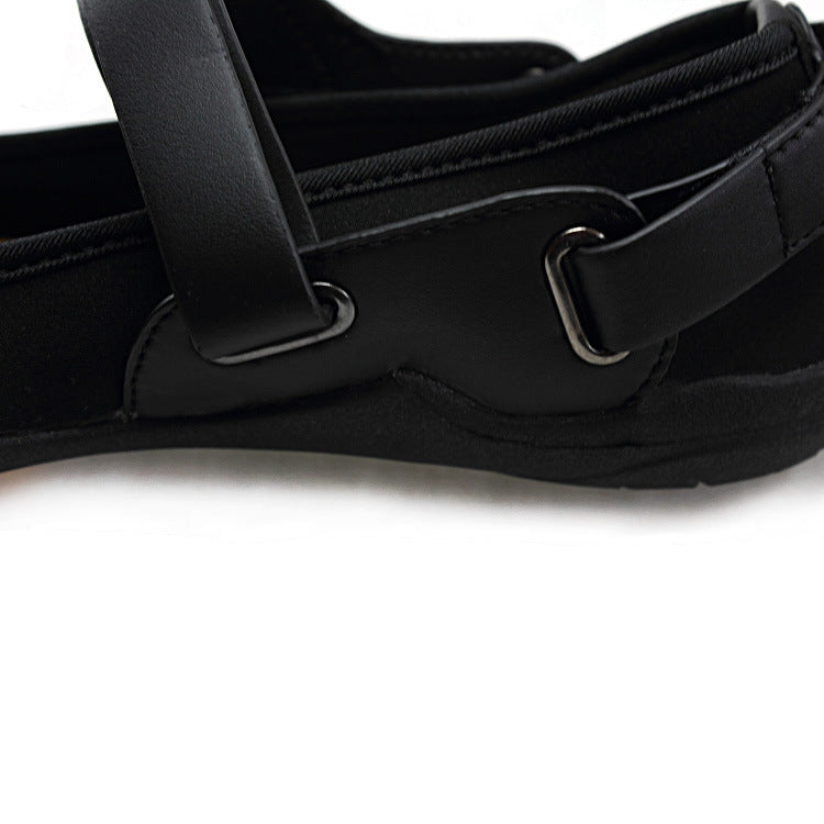 Simple and comfortable five-finger beach shoes for home use