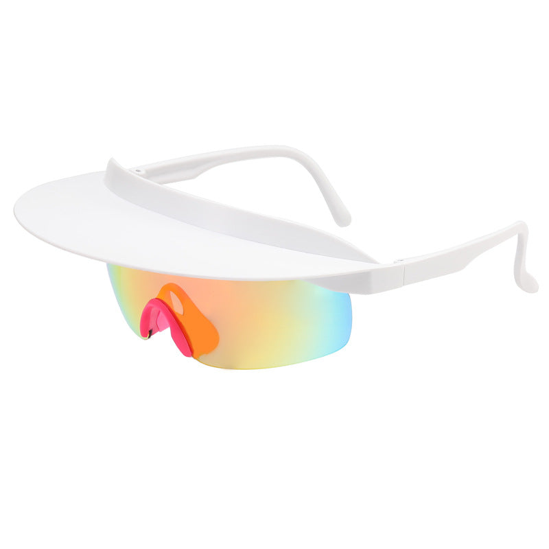 Grande cadre lunettes de vélo sont mode et coloré
