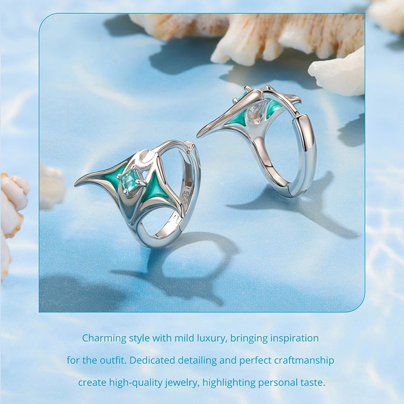 S925 Argent Sterling Mysterious Blue Manta Ray Oreille Clip