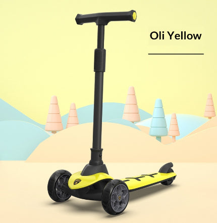 Un scooter que les enfants peuvent s'asseoir ou rouler