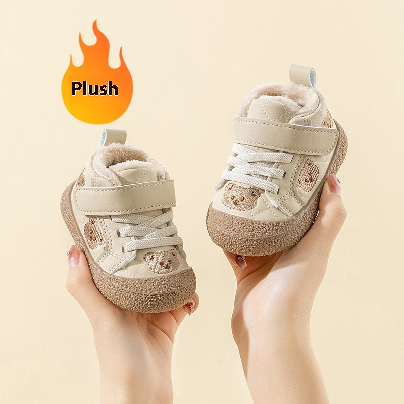 Chaussures pour bébé d'automne avec des semelles douces