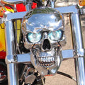 Décoration indépendante de phare de moto Station Skull