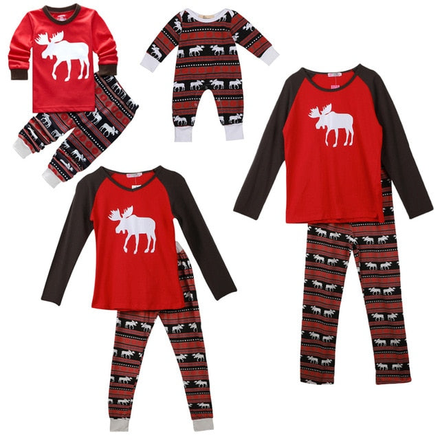 Pyjama de Noël en famille