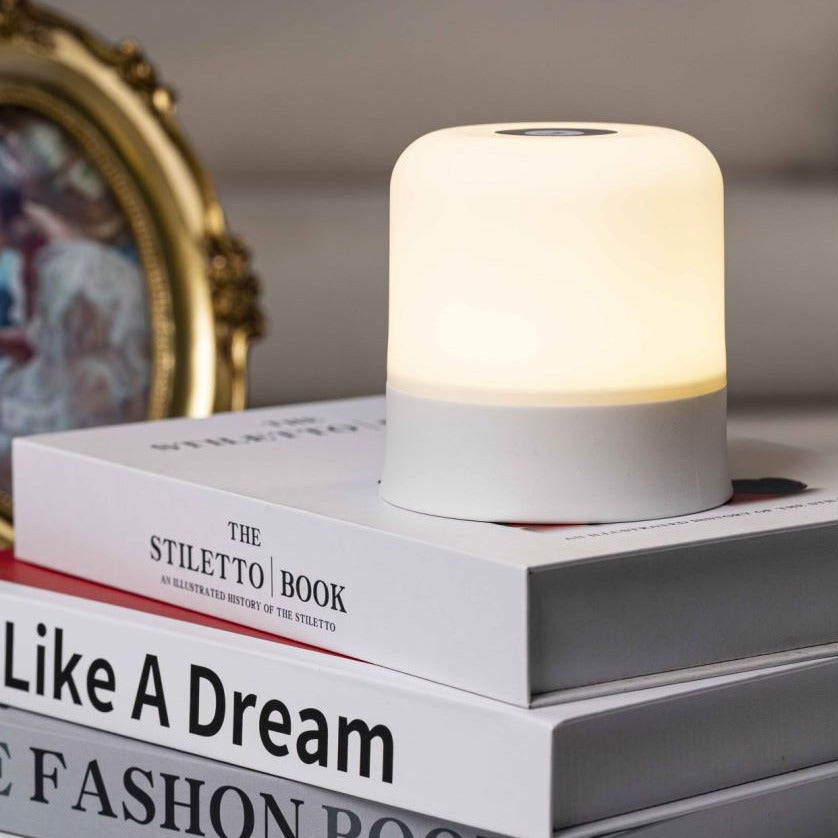 Lampe de chevet rechargeable à activation tactile