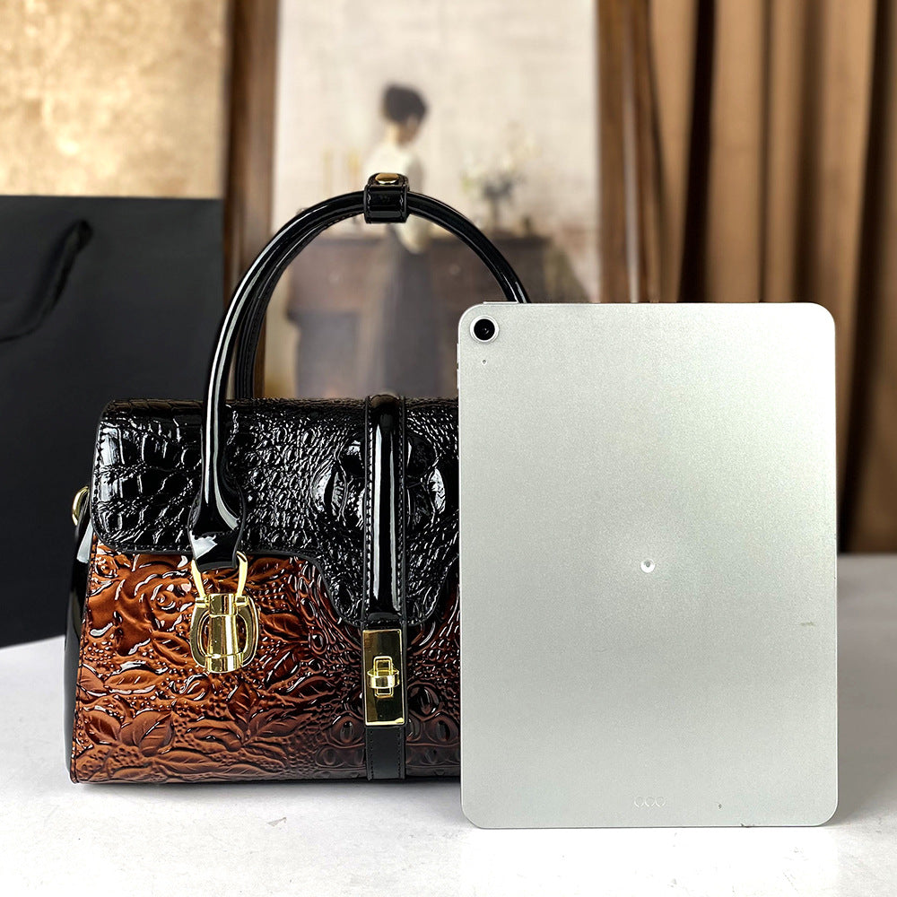 High-end versatile retro mom shoulder bag with a chic vibe