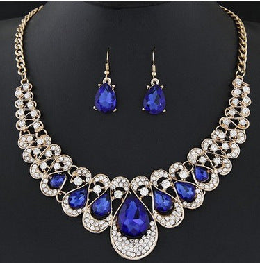 Collier collier boucle d'oreille ensemble