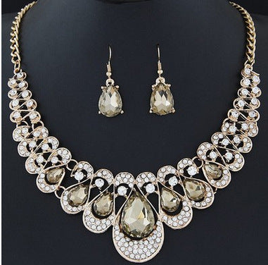 Collier collier boucle d'oreille ensemble