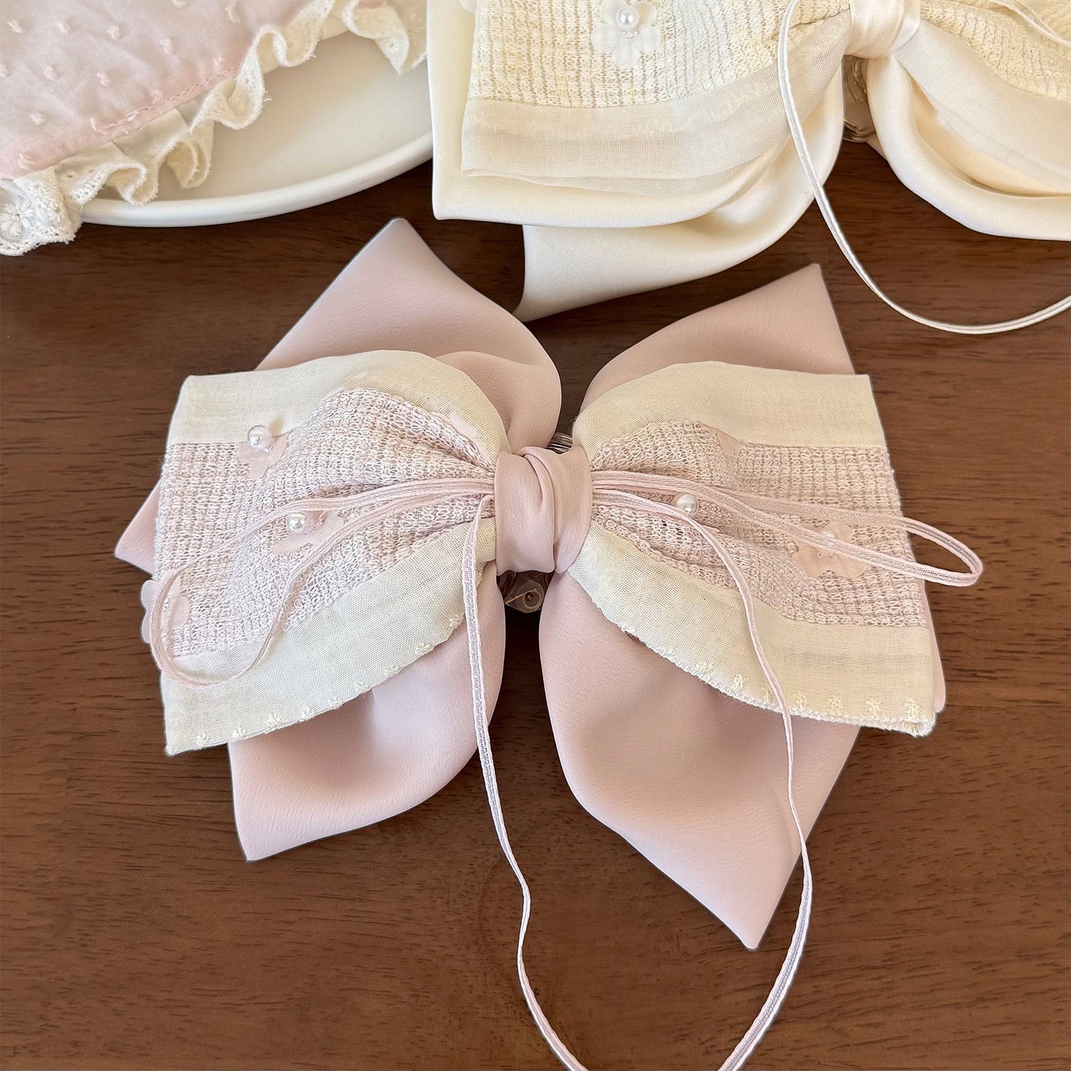 Tissu de dentelle douce Bow Poneytail Clip