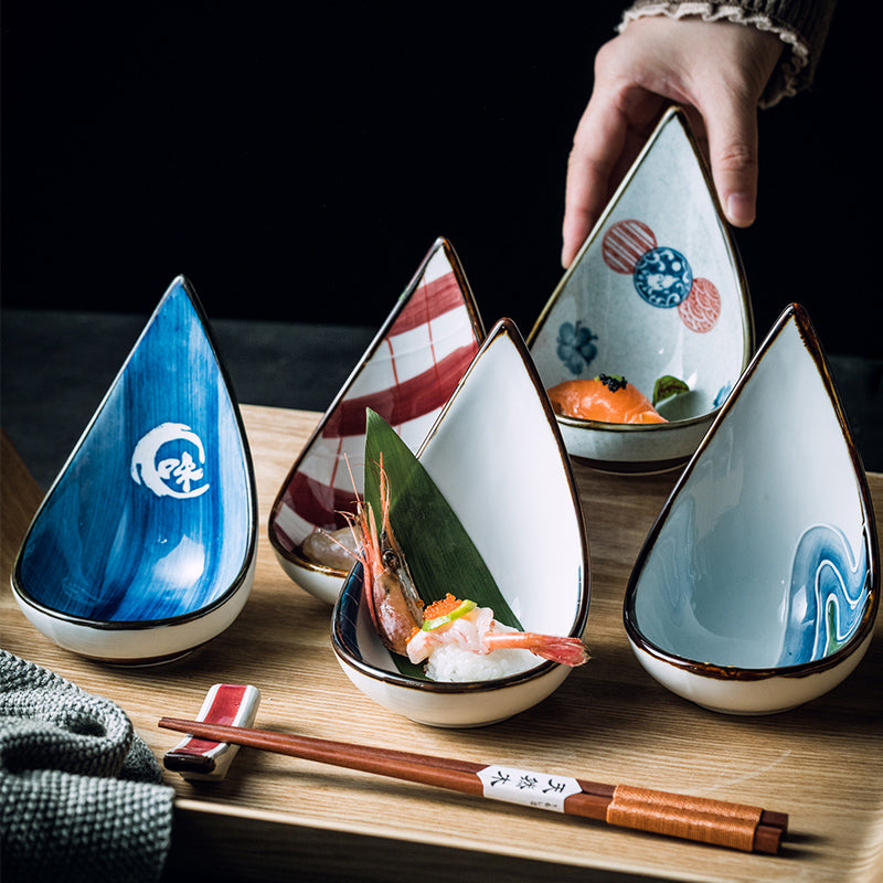 Assortiment de vaisselle en céramique japonaise