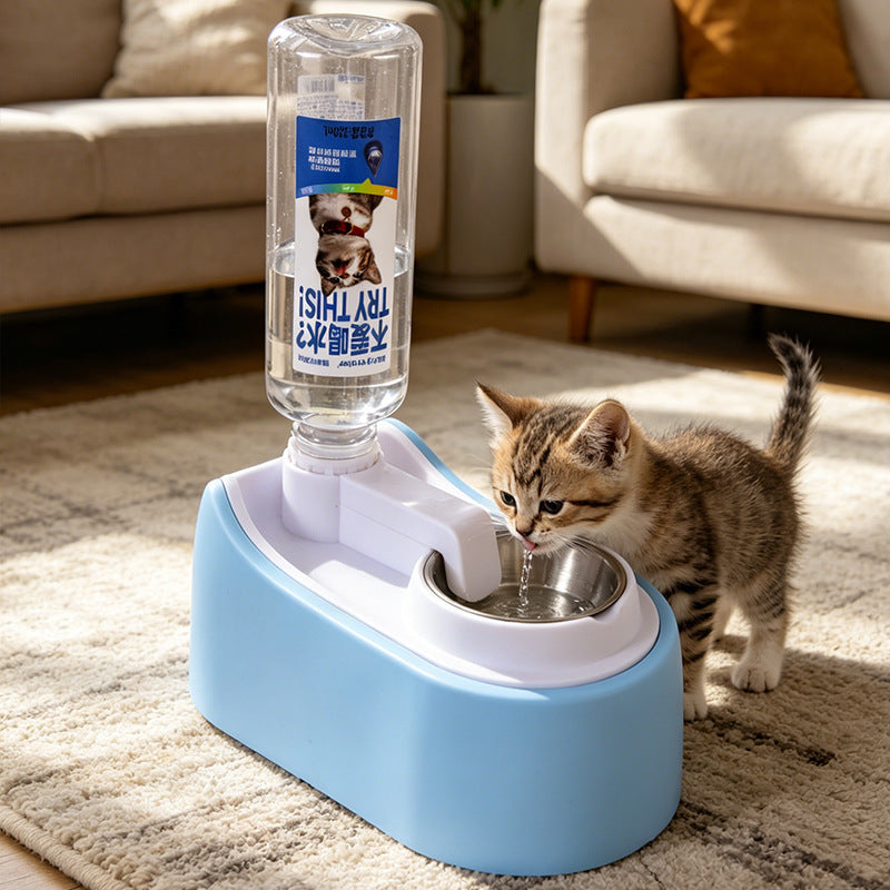 Produit de la fontaine d'eau de chat sans fil filtré