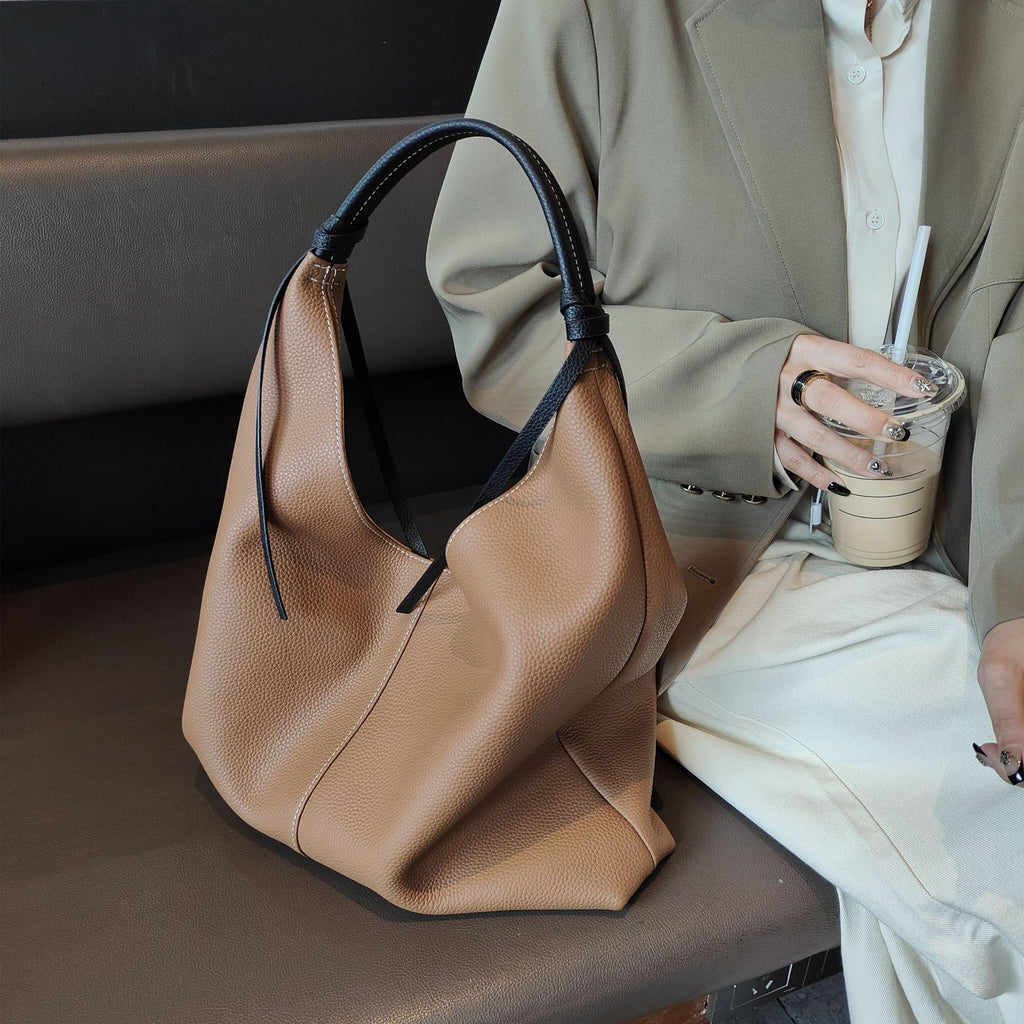 Sac à épaule en cuir pleine fleur de forme Niche