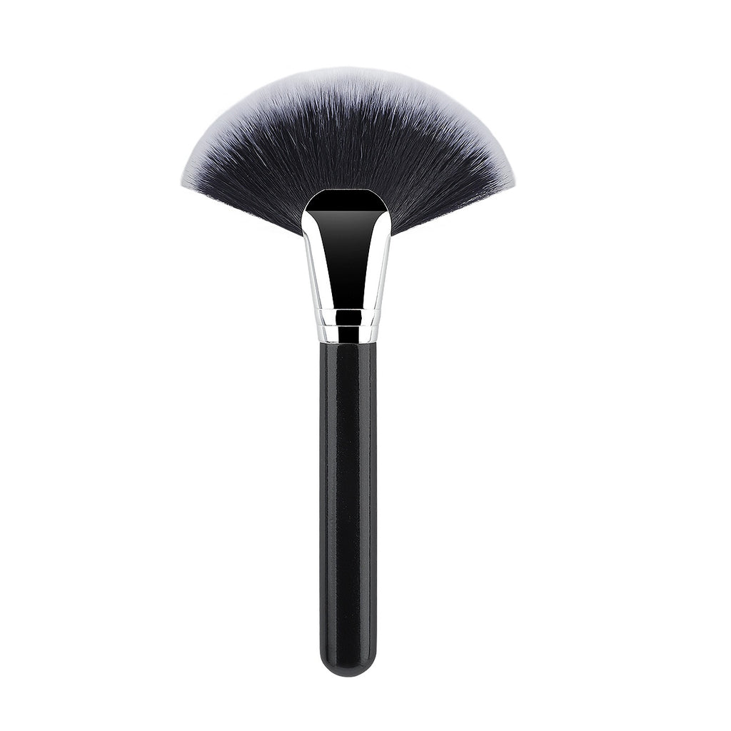 Brosse haute lumière en forme d'éventail avec bristles en fibre fine