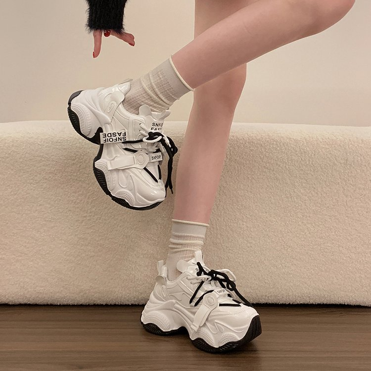 Femmes Plateforme Chunky Sneakers Dentelle Haut Talon Haut Papa Chaussures Mode Épaisseur Semelle Sport Casual