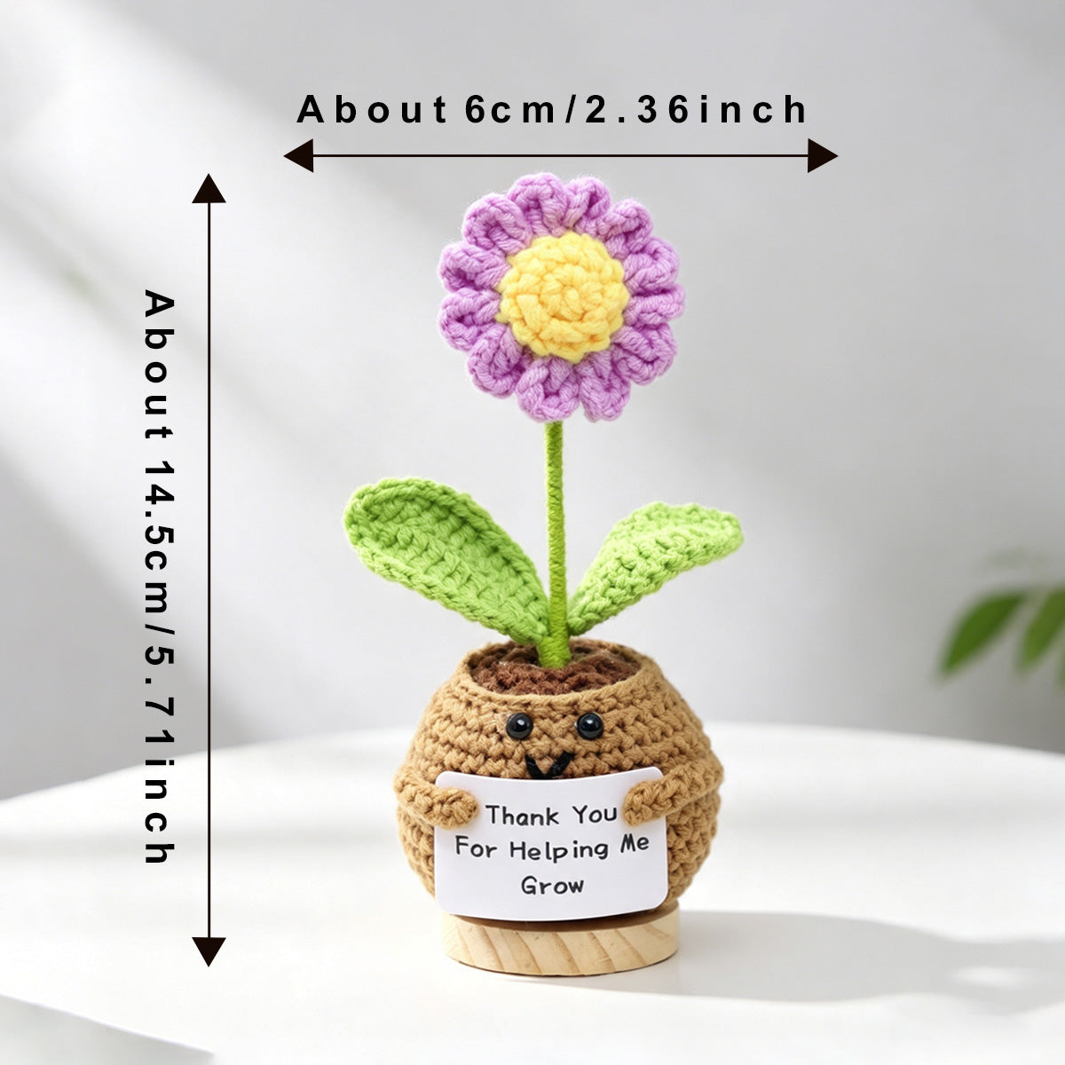 Crochet fait main sourire visage poté pourpre fleur ornement