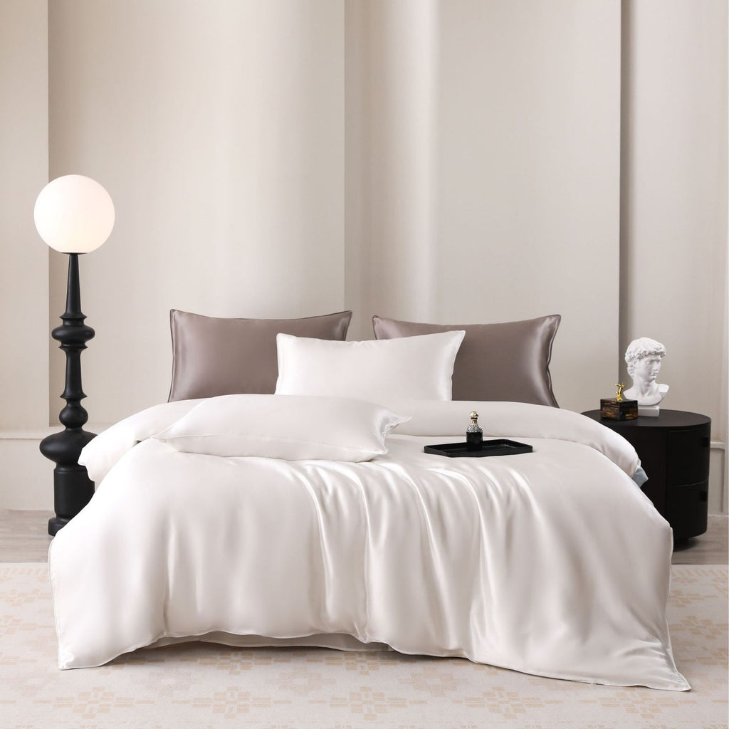 Soie 22-momme Set de quatre pièces en soie léger luxe