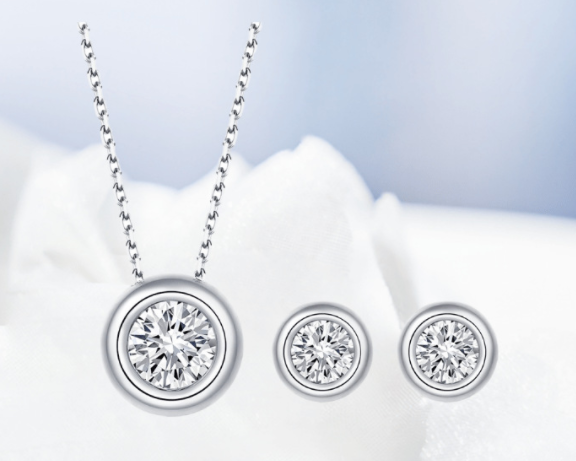 Ronde Pie Forme S925 Argent Sterling Incrusté Moissanite Ensemble de bijoux