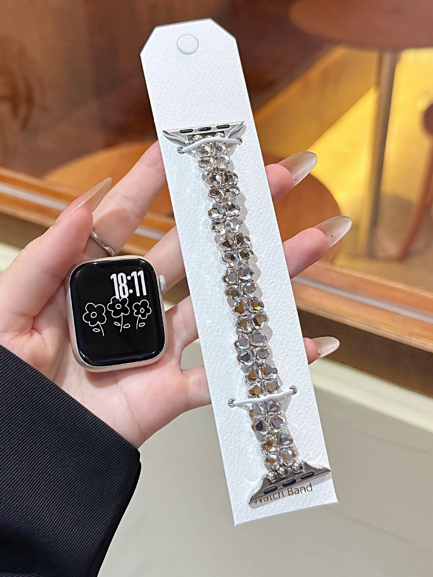 Lucky Four-leaf Clover Elastic Strap Single-row Diamond-studed Bracelet Chaîne de montre
