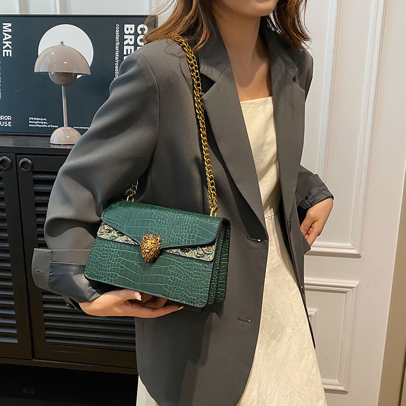 Sac sous-armé rétro avec chaîne et motif crocodile