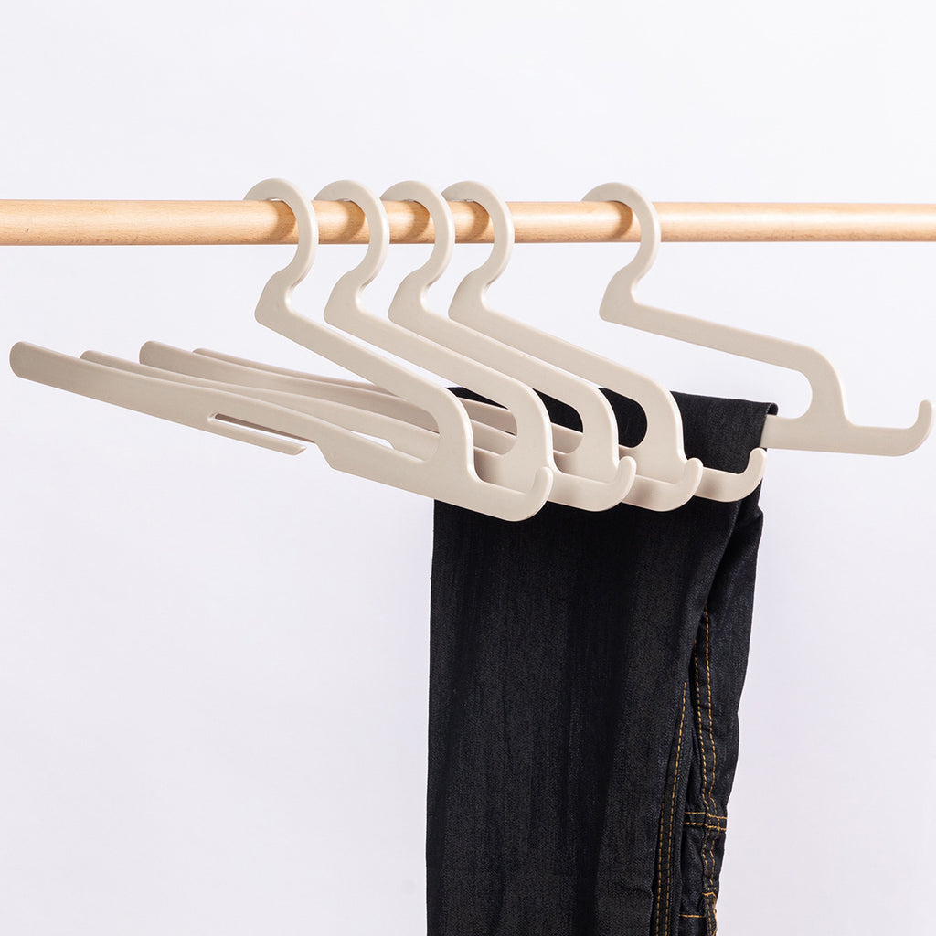 Suspension de pantalon ouverte en forme de Z