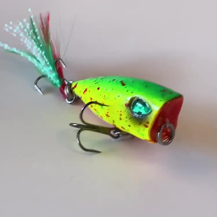 Lure bionique de plume en plastique coloré créatif