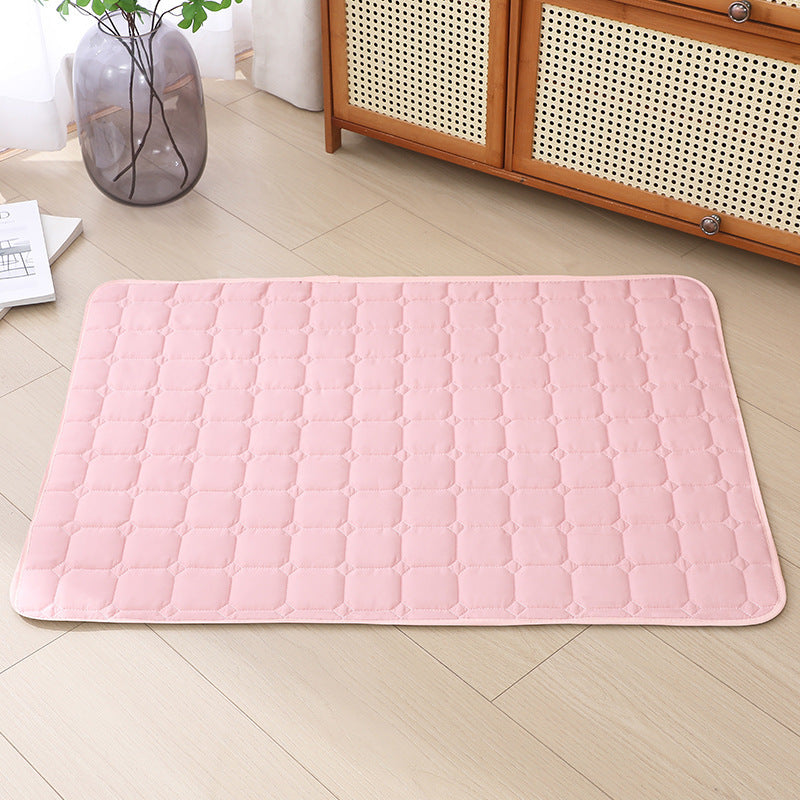All-season pet bed mat