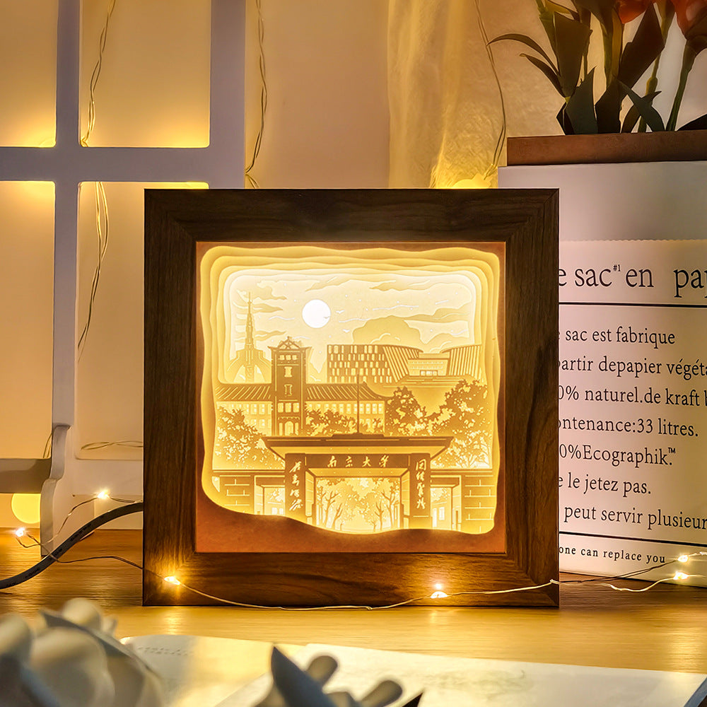 Cadeau de la saison de graduation Trois dimensions Light-and-Shade Paper-Cut Lampe Ornement de bureau