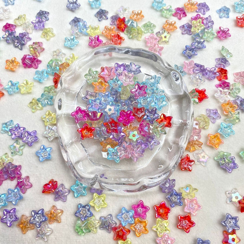 Perles de fleurs en acrylique 5-Petal translucides à dos plat