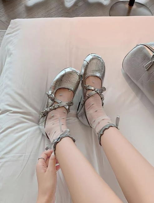 Femmes Soft Leather Mary Jane Chaussures Summer Punk Rivet Shallow Bouche Slip Sur Ballet Français F