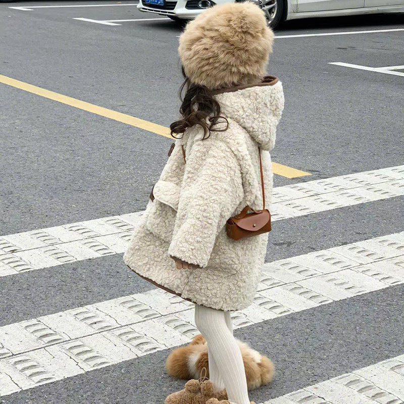 Chandail à capuche tendance de style occidental avec tige de fourrure