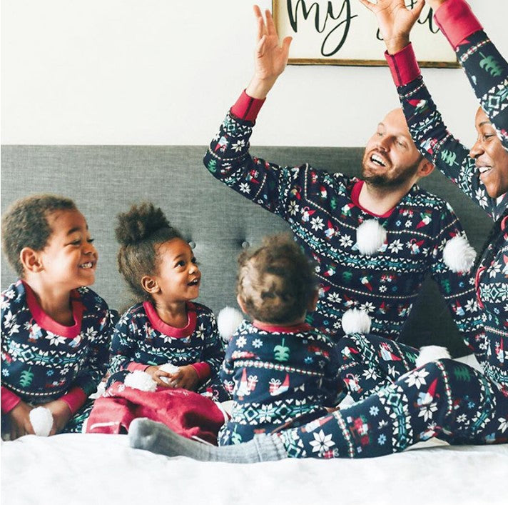 Pyjama à domicile parent-enfant
