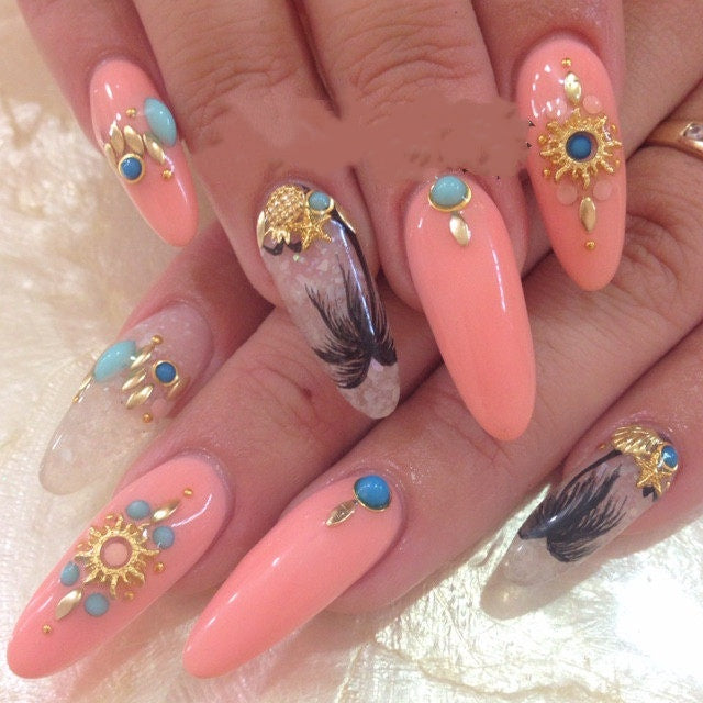 Décorations d'art à ongles en métal hexagone creux