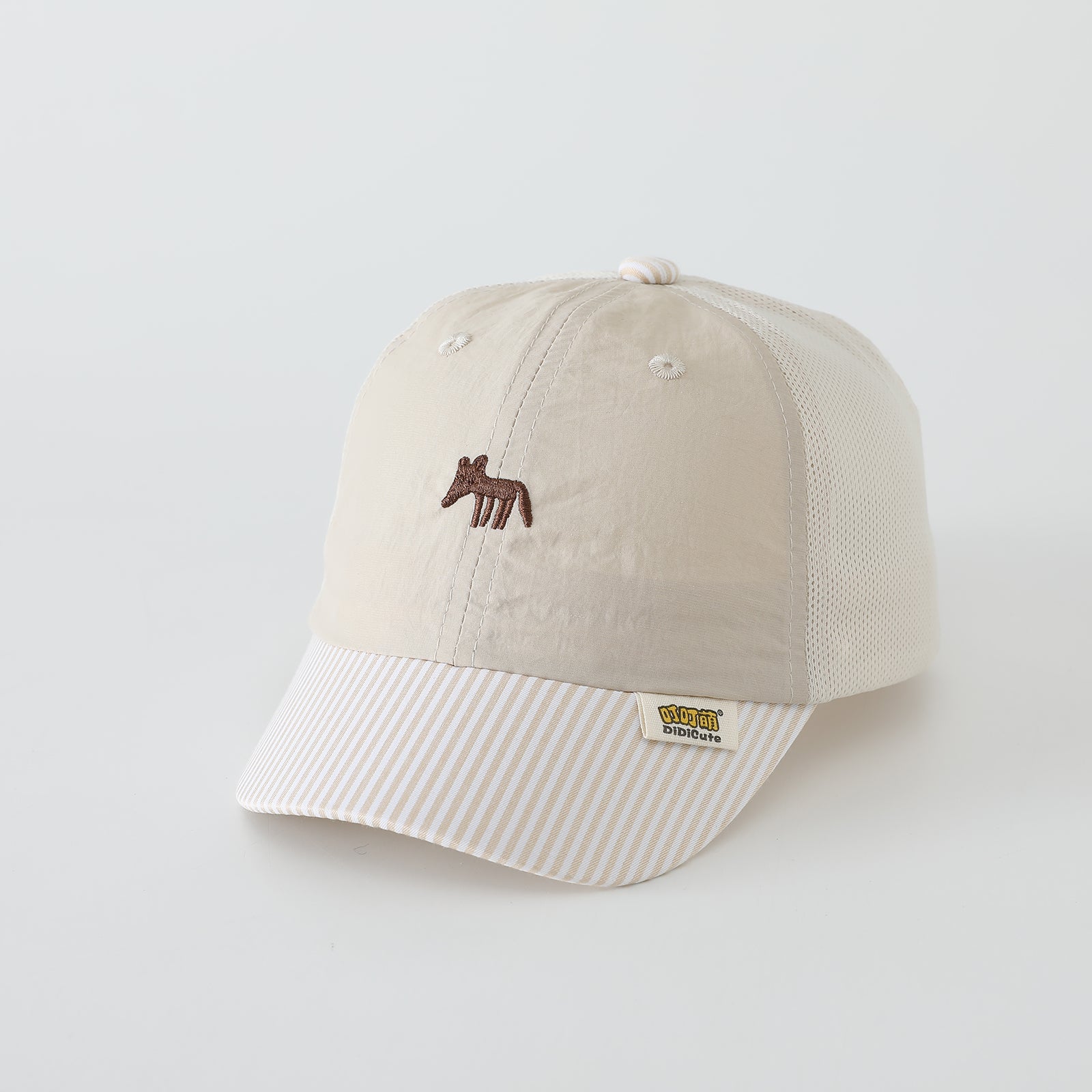 Le casquette de baseball à bouche pointue brodée pour hommes et femmes avec un élégant