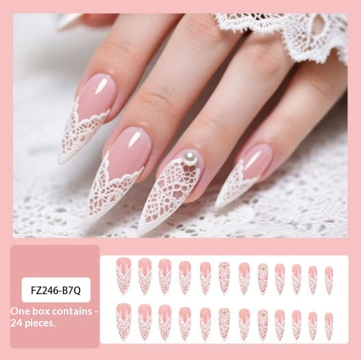 Stickers 24 Pièces de Short Amond en forme de Nail Acrylique avec Dentelle French Pressing Style 3D
