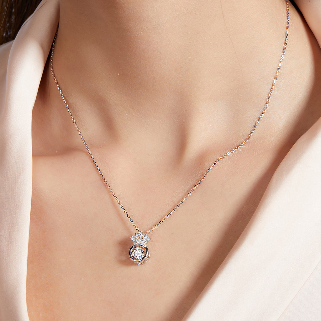 S925 Argent Sterling 0.5ct D Couleur VVS1 Collier de la Couronne de Moissanite 45cm plaqué platine GRA