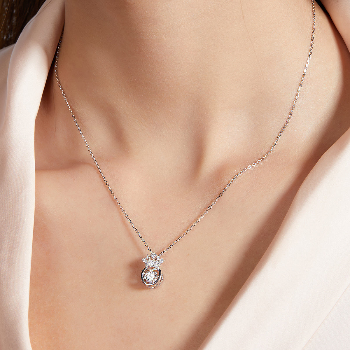 S925 Argent Sterling 0.5ct D Couleur VVS1 Collier de la Couronne de Moissanite 45cm plaqué platine GRA